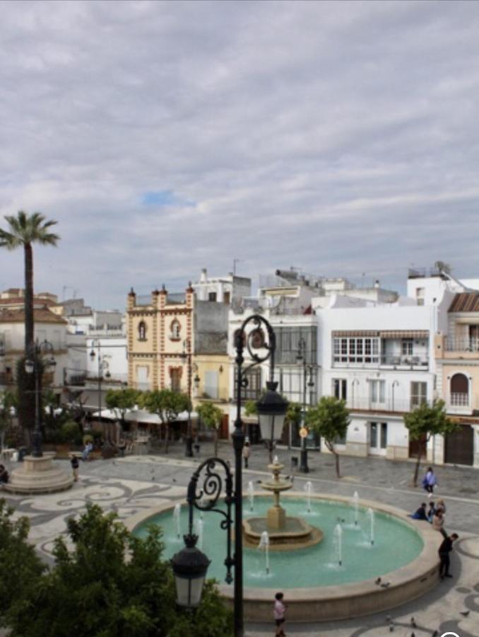 Plaza Cabildo 4 Apartment Sanlucar de Barrameda Exterior photo